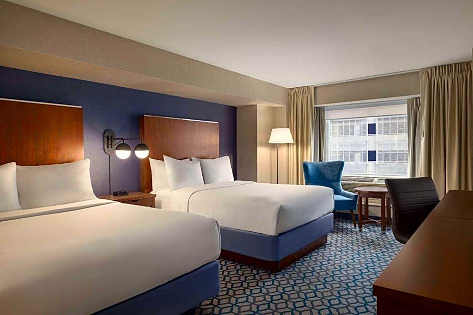 Wyndham Grand Fallsview Hotel