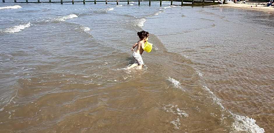 Holiday Home in Lyons Robin Hood Holiday Park