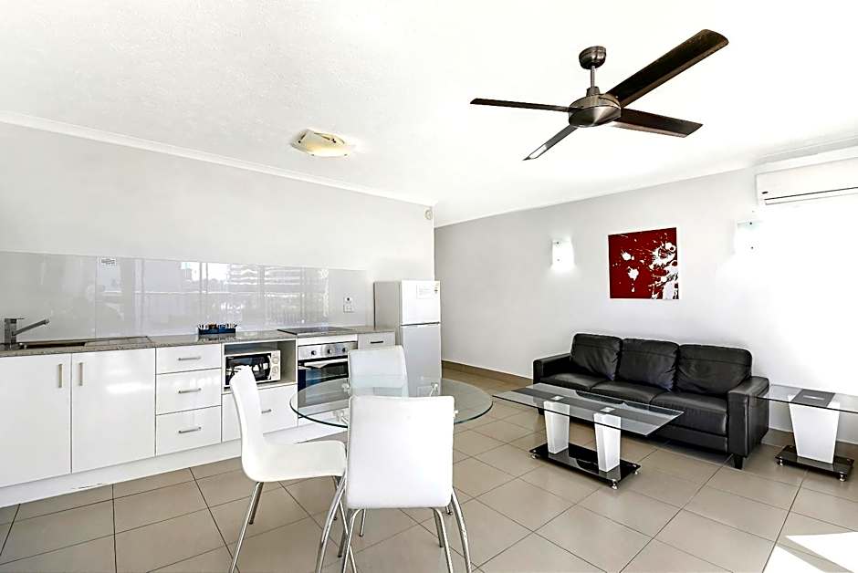 Broadbeach Travel Inn Apartments