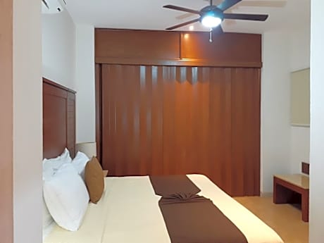 Standard Queen Room with Two Queen Beds