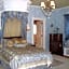 Alexander Mansion  Bed and Breakfast