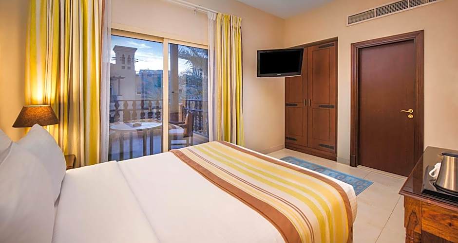 Al Hamra Village Hotel