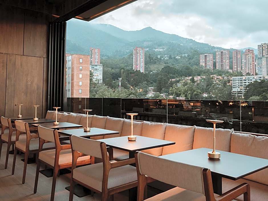Binn Hotel