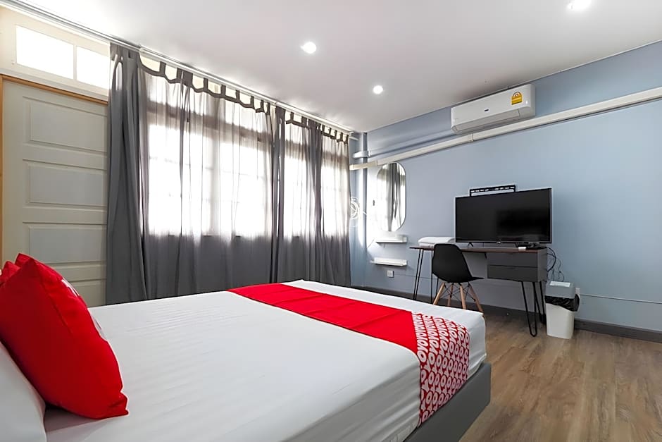 Bossa House Hostel & Cafe