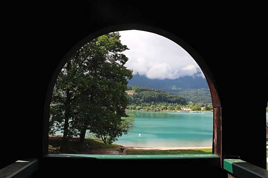 Inselhotel Faakersee
