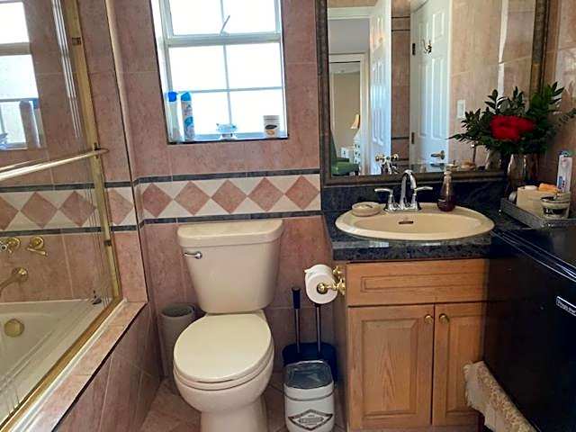 Ocean Breeze Executive Bed and Breakfast