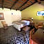 Villa Patzcuaro Garden Hotel & RV Park