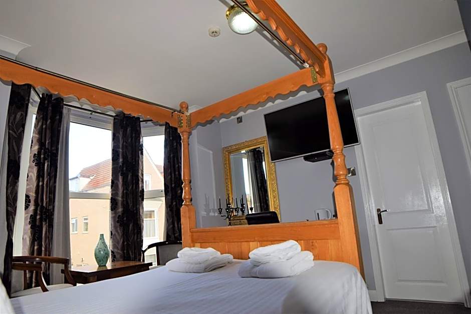 Dovedale Hotel and Restaurant