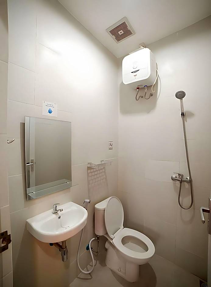 Capital O 90874 Millenium Inn 2