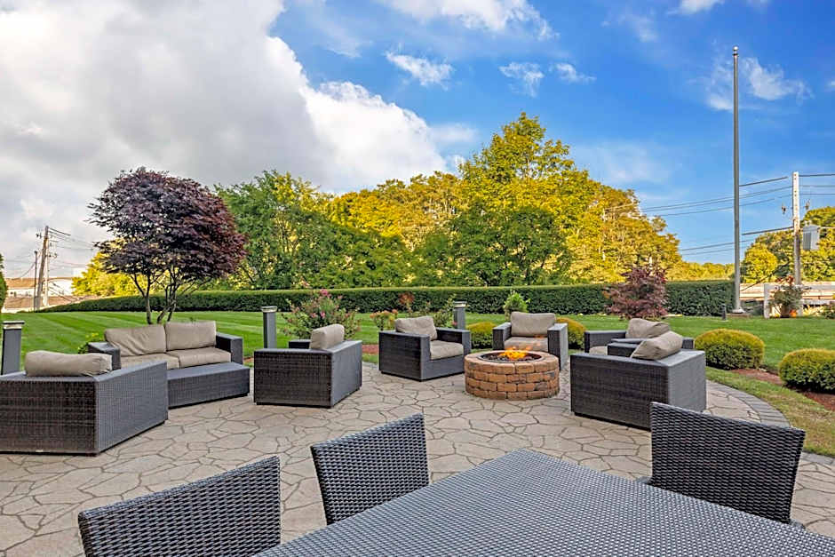 Best Western Plus North Shore Hotel