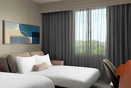 King Junior Suite, Junior Suite, King, Sofa bed