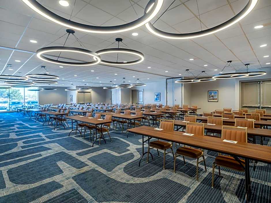 Staybridge Suites Chicago O'Hare - Rosemont by IHG