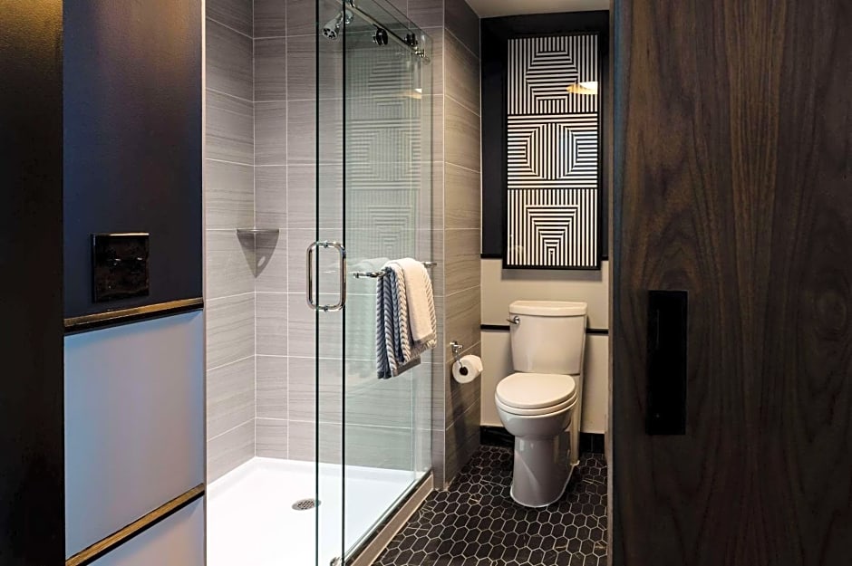 Cambria Hotel Boston Somerville