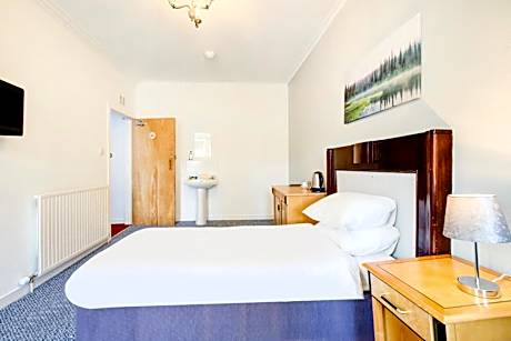 Standard Single Room with Shared Bathroom