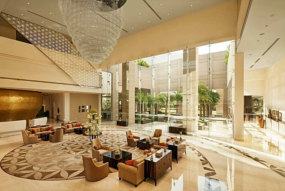 Photo 1 of 1 of Executive 1 King Bed Suite, City View