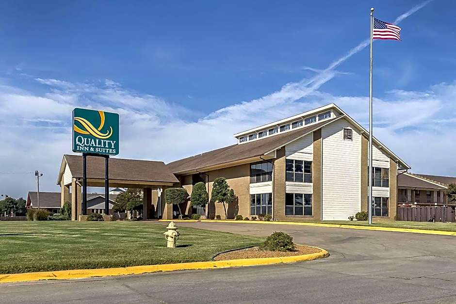Quality Inn & Suites Stuttgart North