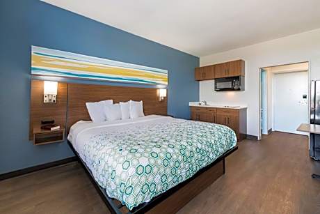 Studio King Room Non-Smoking