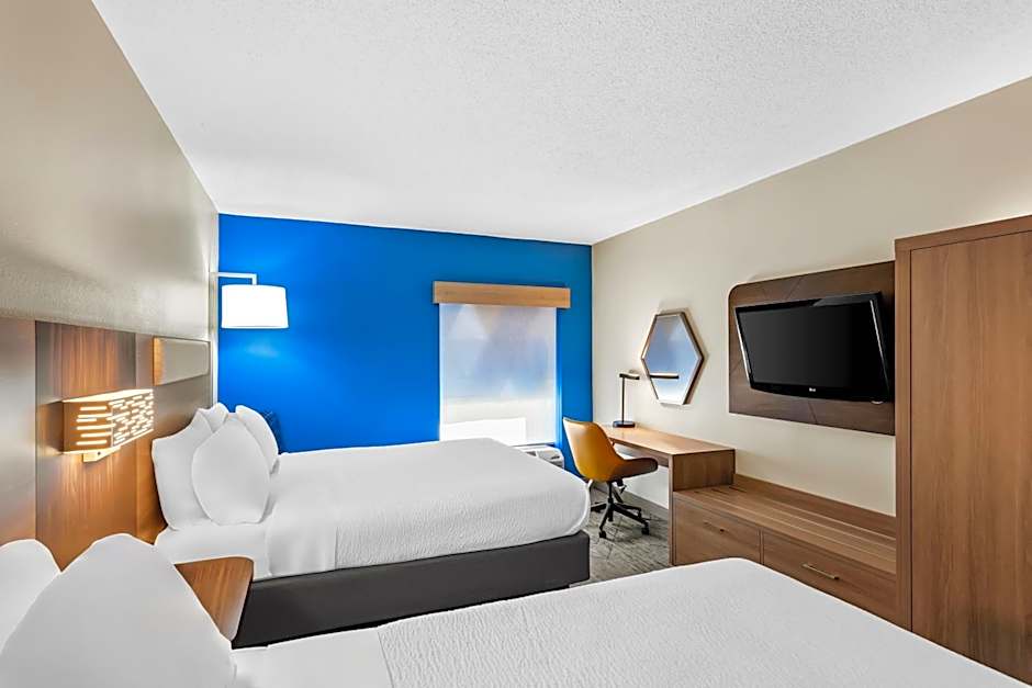 Holiday Inn Express Hotel & Suites Charleston-Southridge By IHG