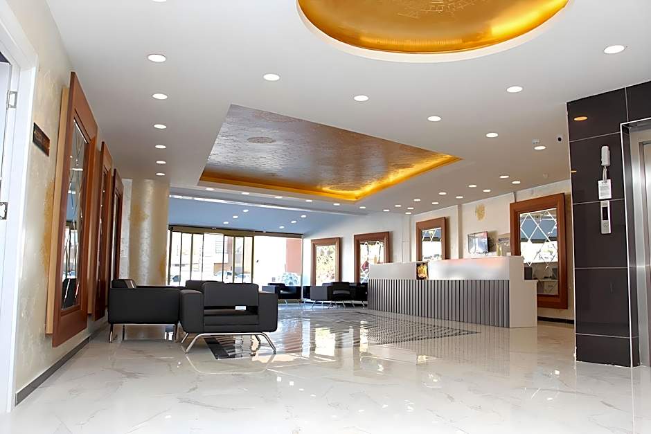 Grand Niki Hotel & Spa