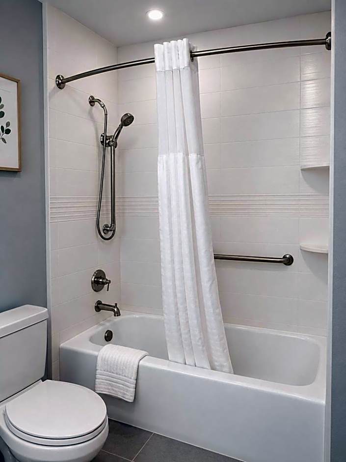 Comfort Inn & Suites Johnson City - Binghamton