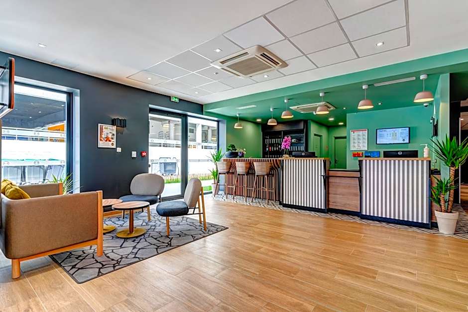 B&B HOTEL Paris Ivry Quai de Seine