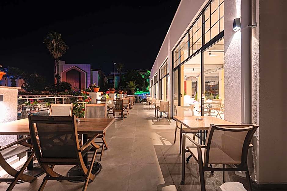 Begonville Hotel