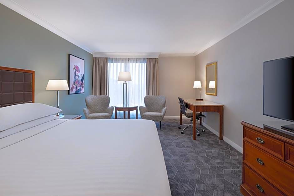 Delta Hotels by Marriott Heathrow Windsor