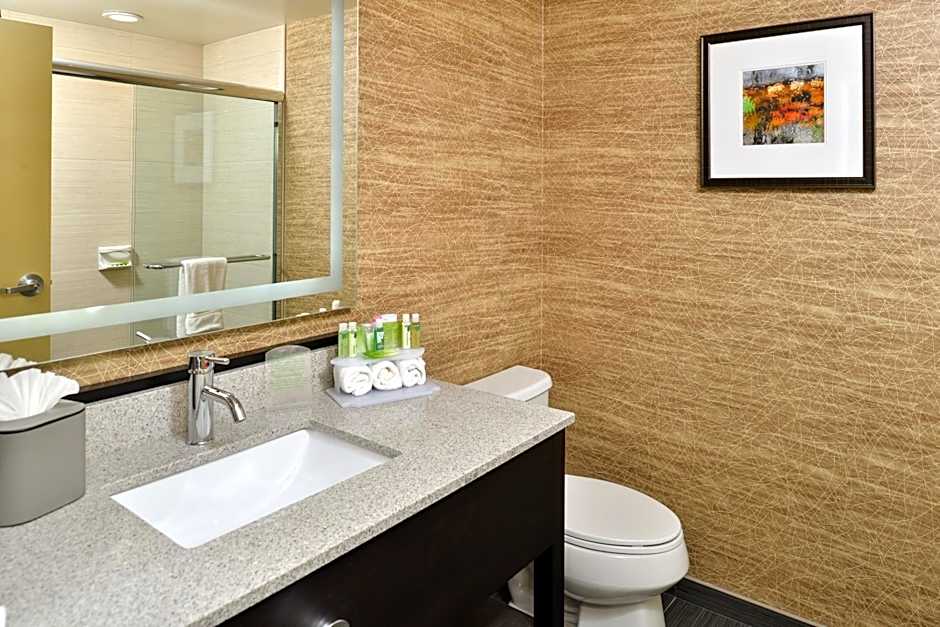Holiday Inn Express & Suites Peekskill-Lower Hudson Valley By IHG