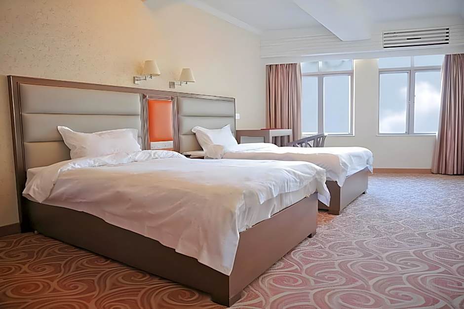 Towns Well Hotel