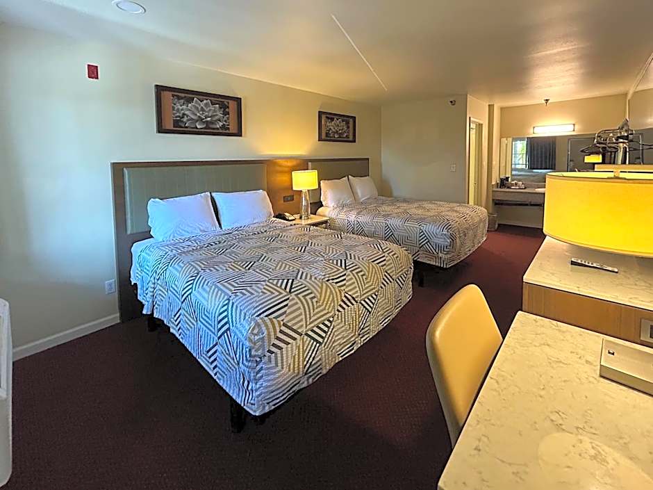 Studio 6 Suites Santa Ana, CA