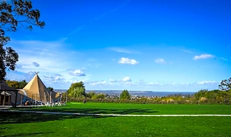 The Crescent Turner Hotel