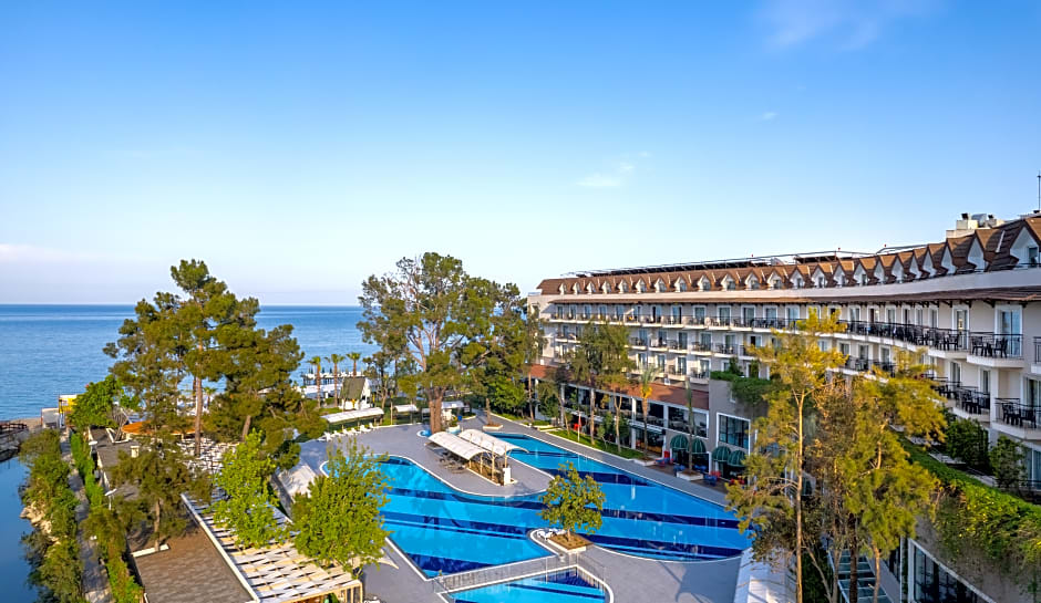 GRAVEL HOTELS SELECT