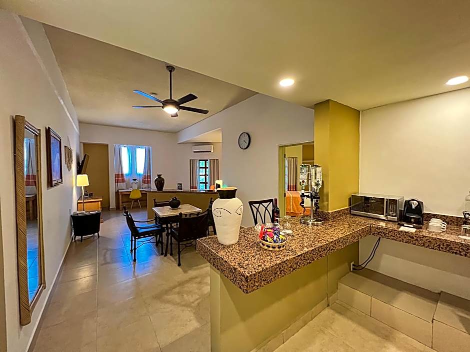 Binniguenda Huatulco & Beach Club