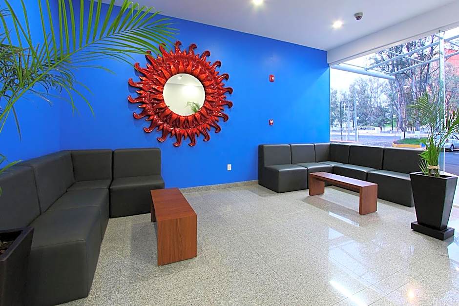 One Guadalajara Periférico Poniente