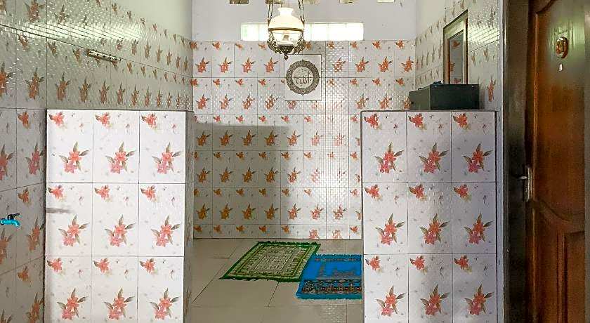 Penginapan Losmen Ayu Pamanukan RedPartner