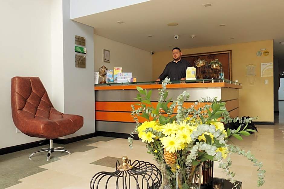 Hotel Lleras 10