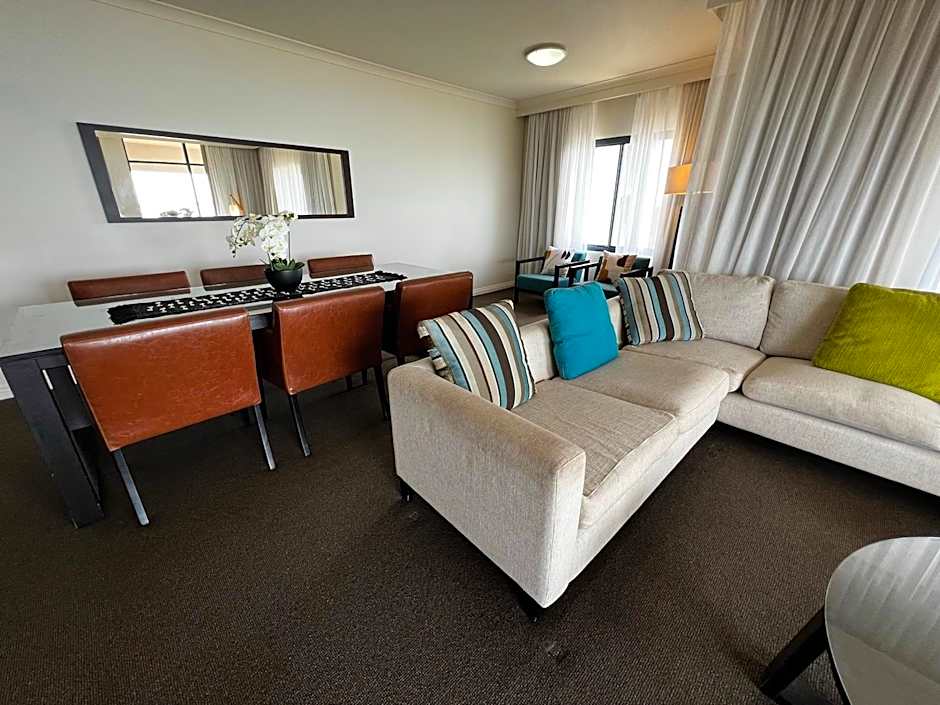 Darwin Esplanade Central Official