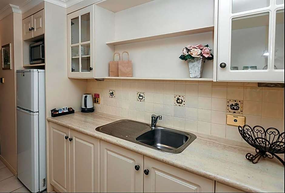 The Lawson Riverside Suites