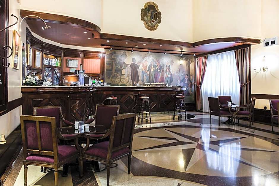 Hotel Carlton
