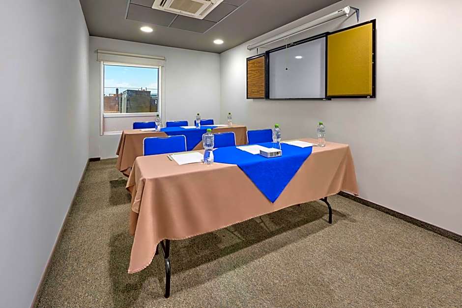 City Express Junior by Marriott Mexicali