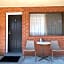 Sapphire Palms Motel