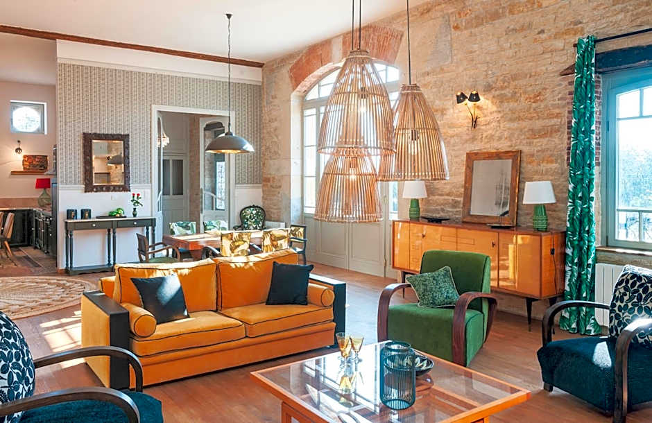 Chai du Chateau de Morteuil