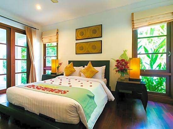 Kanda Pool Villas (SHA Plus)