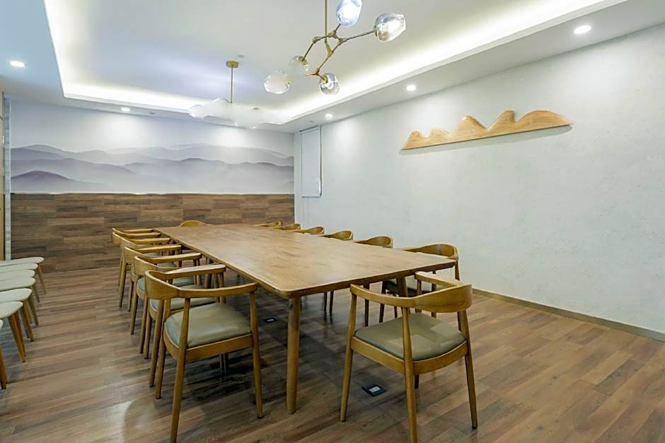 JI Hotel Tongchuan Yaozhou District Government