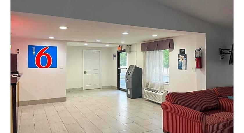 Motel 6 Aberdeen, NC - Pinehurst