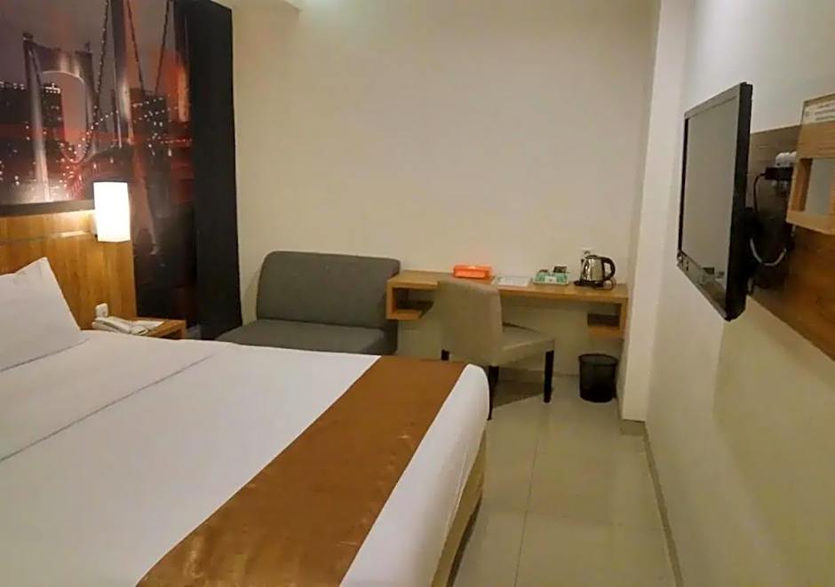 Hotel Bliss Soetta Semarang