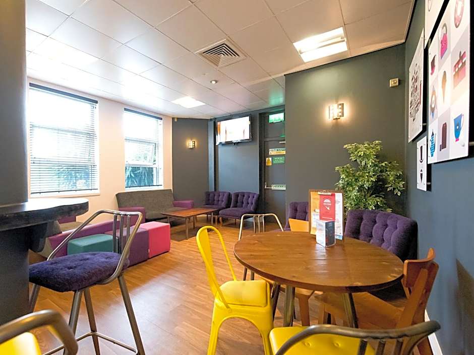 YHA London Thameside
