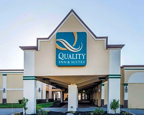Quality Inn & Suites Conference Center Across from Casino