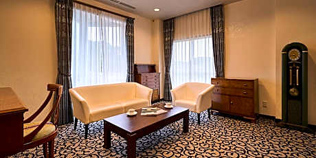Summer Bash Party Room