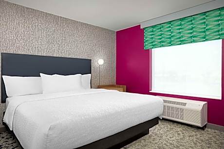 One-Bedroom King Suite